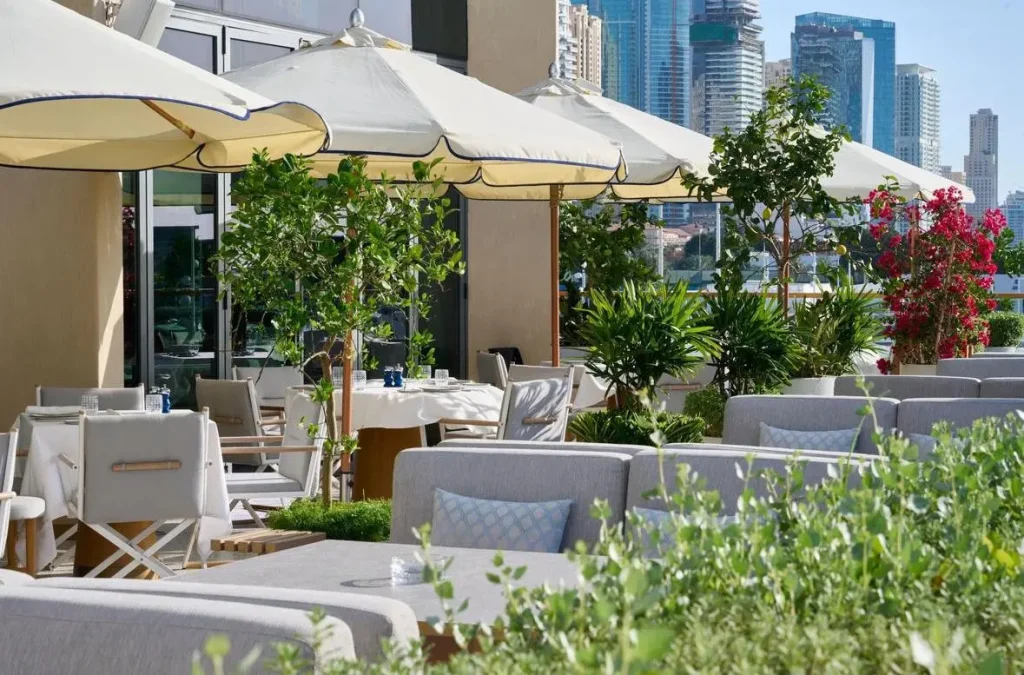 Discover the best meeting rooms for rent in Dubai 