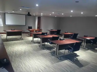 Al Hamriya Meeting Room