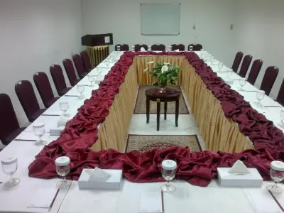 Vincenzo Meeting Room