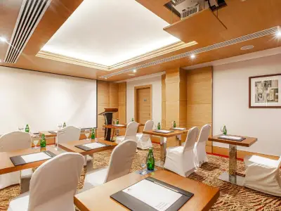 Sahara Meeting Room