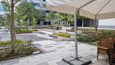 Dubai Media City Courtyard