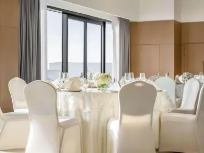 Jais Ballroom