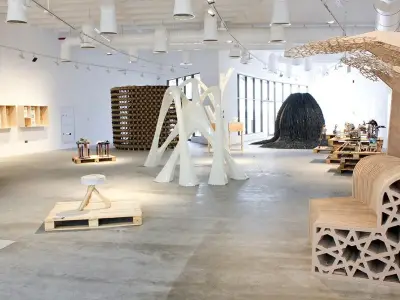 1971 Gallery