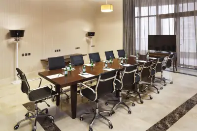 Level Meeting Room