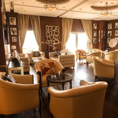 The White Lounge