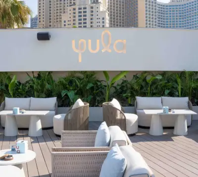 Yula Lounge