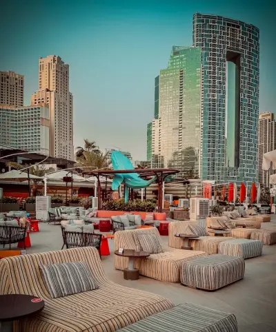 Yula Lounge