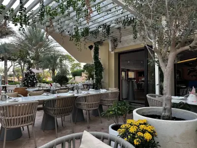 Outdoor Beachfront Seating