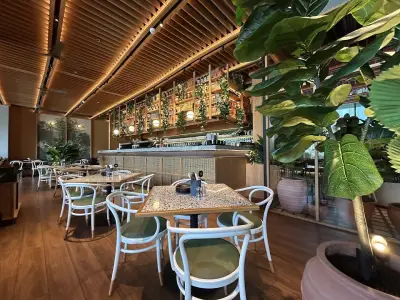 Social House Restaurant Dubai