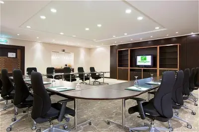Tuwaiq Meeting Room