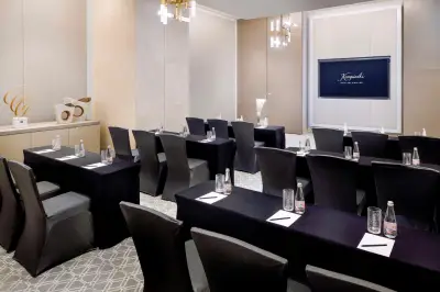 Emerald Meeting Room
