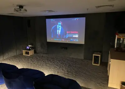 Private Cinema