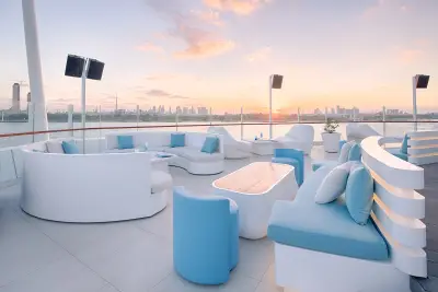 Cielo Rooftop Lounge