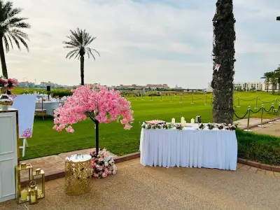 Skyline Lawn