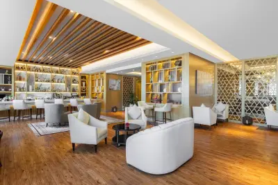 V Lounge