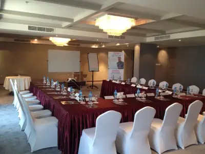 Hall 2