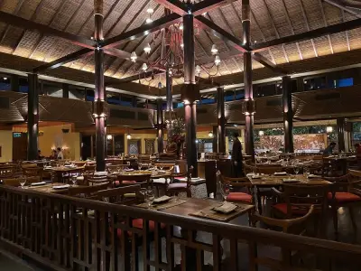 Main Dining