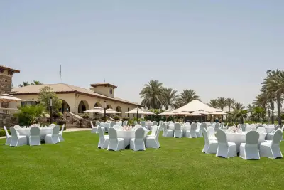 Dolphin Lawn
