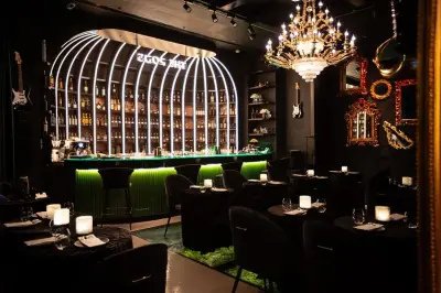 The Lounge