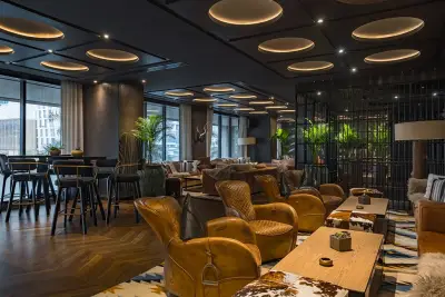 Firs Floor Restaurant