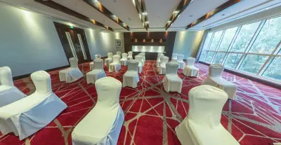 Meeting Plus 14 & 15