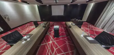Meeting Plus 12