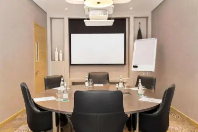 Al Mass Meeting Room
