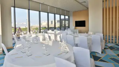 Izki Meeting Room