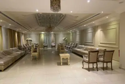 Hall 4