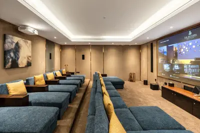 Private Cinema