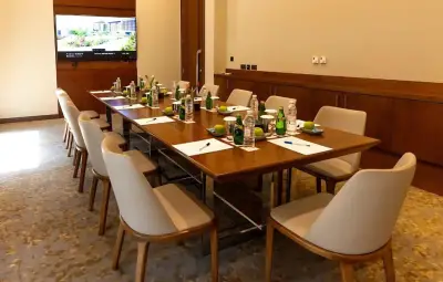 Boardroom 3
