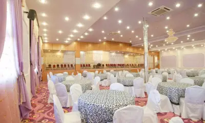 Hall 1