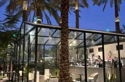 Cafe