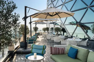 18 Degrees Terrace (Outdoor)