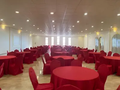 Hall 2