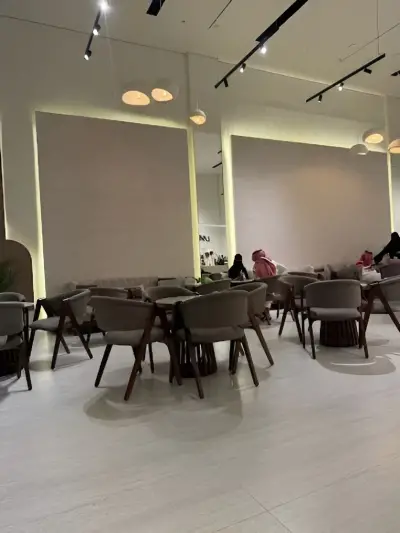 Lavesh Cafe