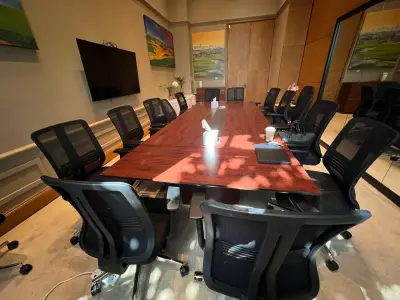 Cora Meeting Room