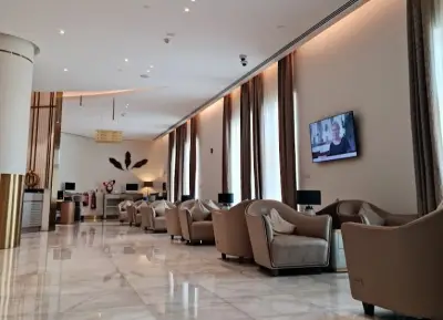Business Class Lounge