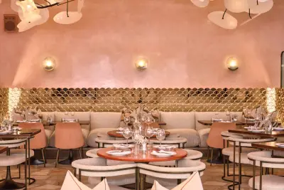 Flamingo Room by tashas