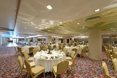 Istanbul   Ball Room