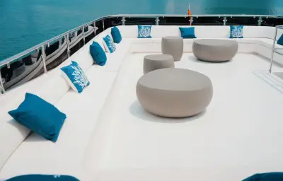 Upper Deck