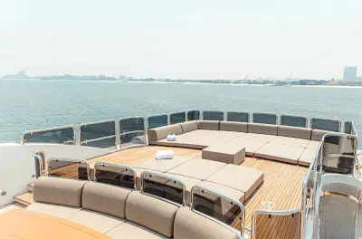 Upper Deck / Sky Deck / Sun Deck