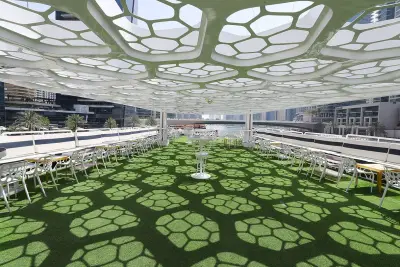 Upper Deck / Sky Deck / Sun Deck