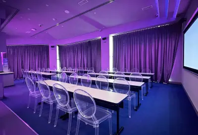 VIP Meeting Room - Pixoul Gaming