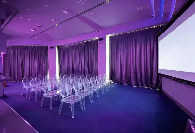 VIP Meeting Room - Pixoul Gaming