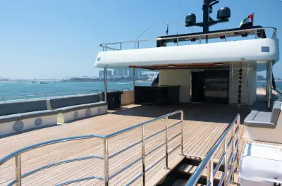 Upper Deck / Sky Deck / Sun Deck