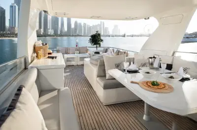 Upper Deck / Sky Deck / Sun Deck