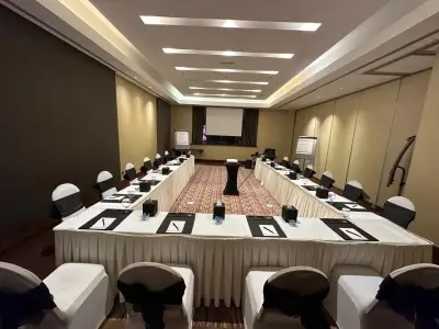 Almas Meeting Room
