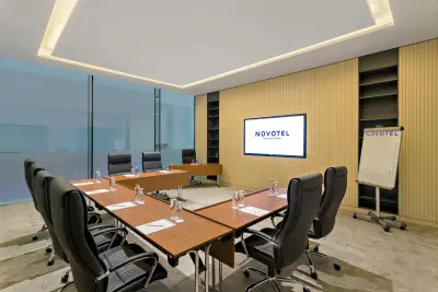 Meeting Room 04