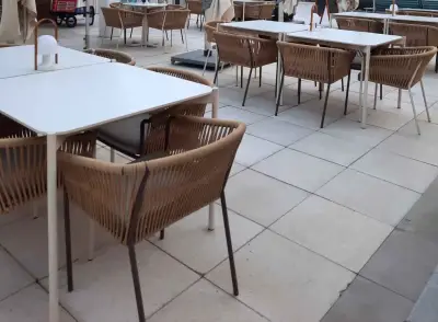 Capila Pool Bar & Grill